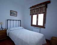 casa-rural-pernales-dormitorio-2