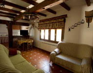 casa-rural-pernales-salon-1