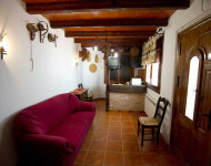 casa-rural-pernales-salon-3