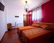 habitacion-hostal-guadiana-1