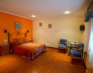 suite-hostal-guadiana-4